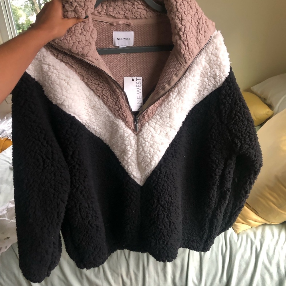 TEDDY // Nine West Teddy Pullover